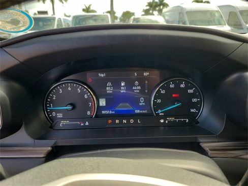 Certified 2022 Ford Explorer Limited w/ Equipment Group 301A image 24