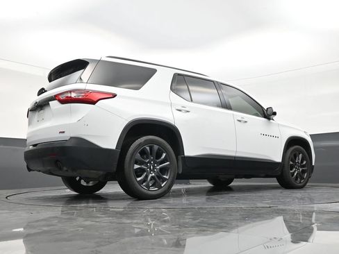 Used 2021 Chevrolet Traverse RS FWD image 25