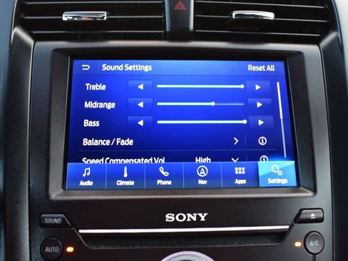 Used 2020 Ford Fusion Titanium image 40