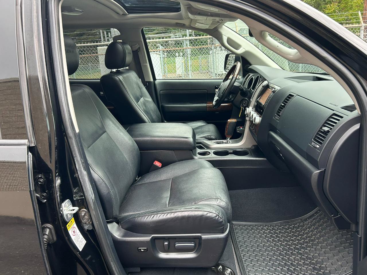 Used 2010 Toyota Tundra Platinum AWD/4WD image 17