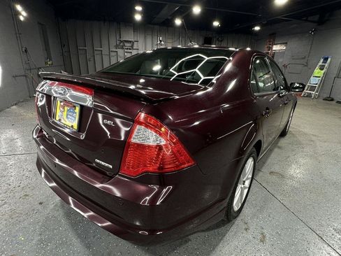 Used 2011 Ford Fusion SEL w/ 302A Rapid Spec Order Code FWD image 6