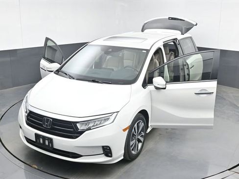 Used 2023 Honda Odyssey Touring image 53