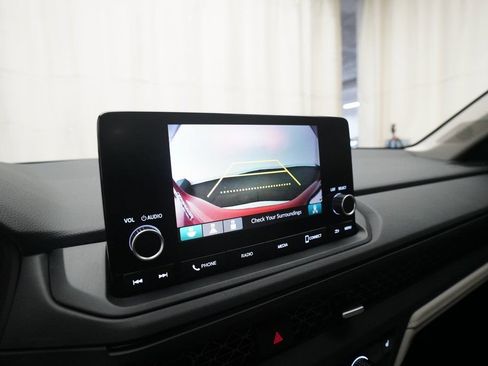 Used 2023 Honda Accord EX image 19