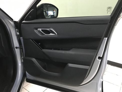 Used 2024 Land Rover Range Rover Velar Dynamic SE AWD/4WD image 15