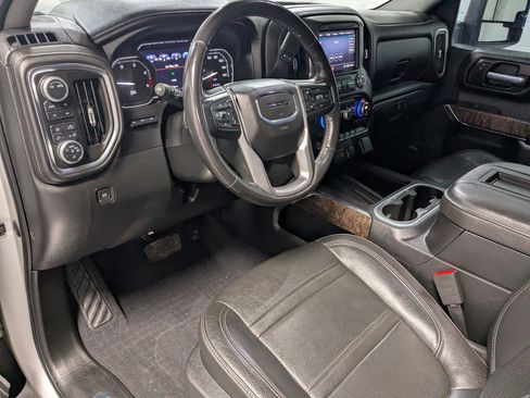 Used 2020 GMC Sierra 3500 Denali w/ Denali Ultimate Package AWD/4WD image 12