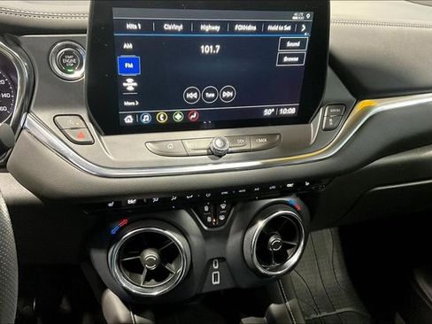 Used 2024 Chevrolet Blazer LT w/ Convenience Package FWD image 14