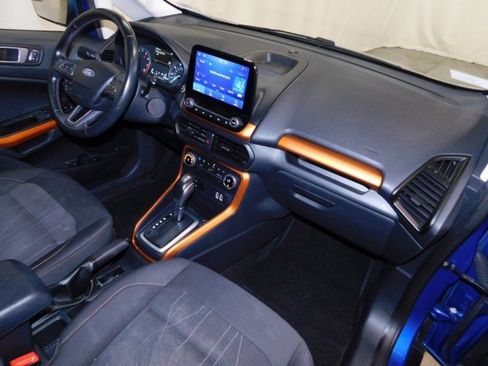 Used 2021 Ford EcoSport SE w/ SE Appearance Package image 19