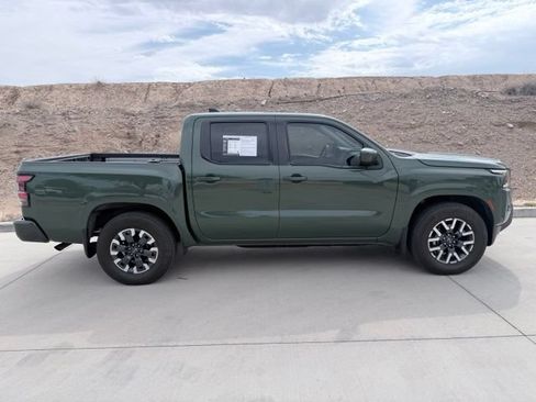 Certified 2024 Nissan Frontier SL w/ Technology Package RWD image 4