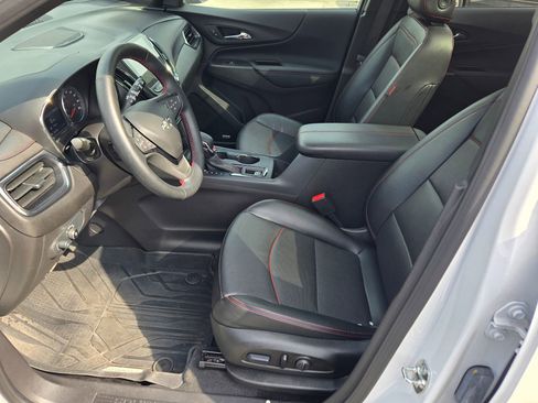 Used 2024 Chevrolet Equinox RS w/ RS Leather Package FWD image 32
