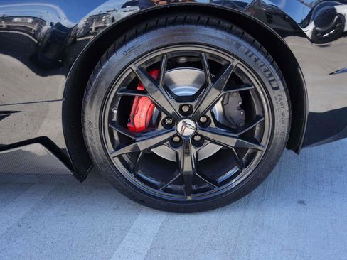Used 2022 Chevrolet Corvette 2dr Stingray Cpe w/ Z51 Performance Package image 8