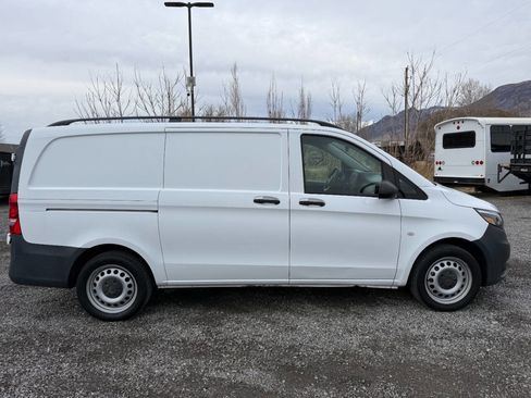 Used 2019 Mercedes-Benz Metris w/ Driver Comfort Package image 2