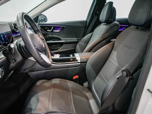 Used 2025 Mercedes-Benz C 300 Sedan image 17