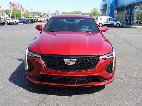 Used 2026 Cadillac CT4 V RWD image 38
