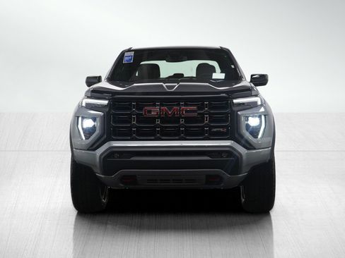 Used 2023 GMC Canyon AT4 image 8