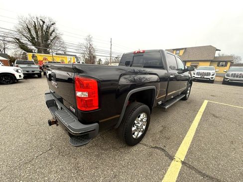 Used 2015 GMC Sierra 2500 SLT w/ All-Terrain HD Package image 5
