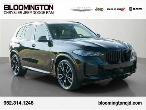 Used 2024 BMW X5 xDrive40i AWD/4WD image 1