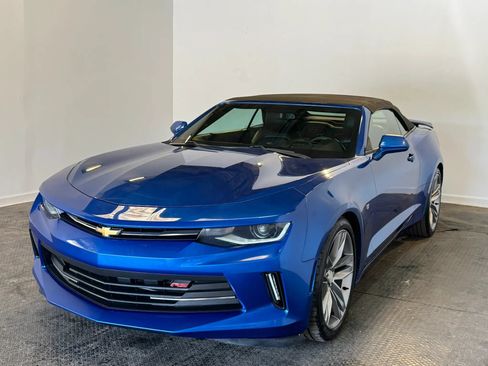 Used 2017 Chevrolet Camaro LT RWD image 7