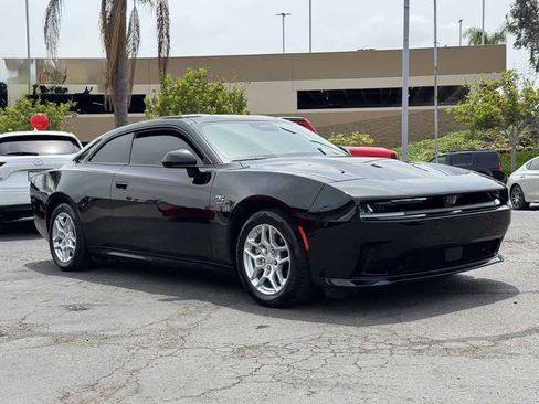 Used 2025 Dodge Charger Daytona R/T w/ Quick Order Package 25M R/T AWD/4WD image 4