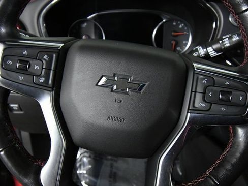 Used 2022 Chevrolet Blazer RS w/ Enhanced Convenience Package AWD/4WD image 2