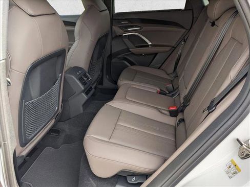 New 2025 Audi Q5 Premium Plus image 16