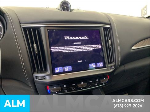 Used 2021 Maserati Levante S GranLusso image 24