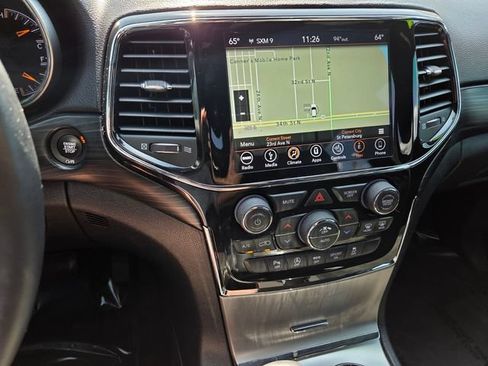 Certified 2019 Jeep Grand Cherokee Altitude RWD image 22