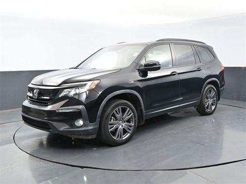 Used 2022 Honda Pilot Sport image 1