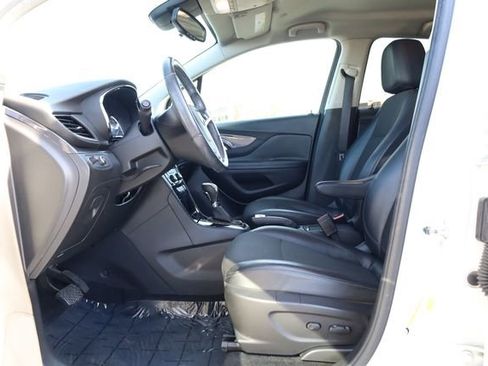 Used 2018 Buick Encore Preferred image 13