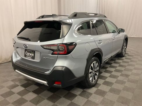 Used 2024 Subaru Outback Limited AWD/4WD image 5