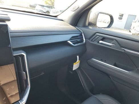 New 2026 GMC Acadia Elevation image 25