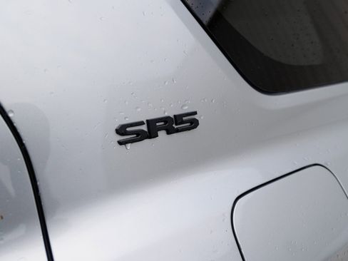 Used 2025 Toyota 4Runner Limited image 14