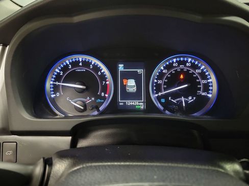 Used 2019 Toyota Highlander SE AWD/4WD image 25