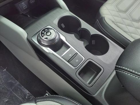 New 2024 Ford Escape SE w/ PHEV Premium Package image 12