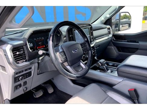 Used 2021 Ford F150 Lariat w/ Equipment Group 502A High AWD/4WD image 16