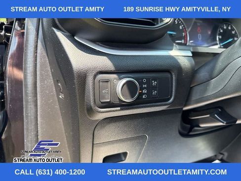 Used 2022 Ford Explorer XLT image 39