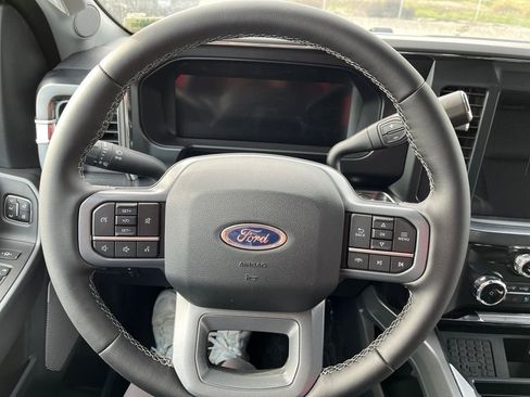 New 2025 Ford F250 Lariat image 17