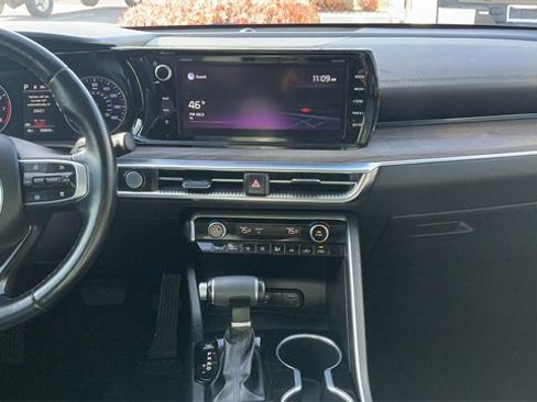 Used 2022 Kia K5 EX w/ EX Premium Package image 16