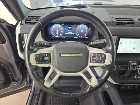 Used 2024 Land Rover Defender 110 S AWD/4WD image 5