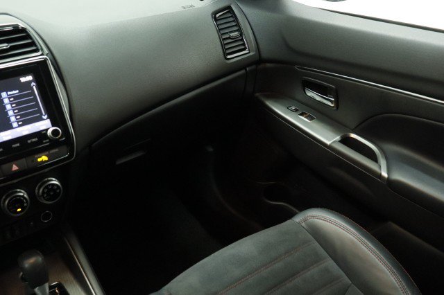 Used 2023 Mitsubishi Outlander Sport SE AWD/4WD image 26
