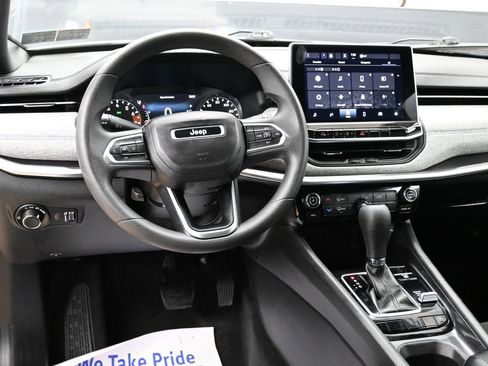 Used 2023 Jeep Compass Sport AWD/4WD image 33