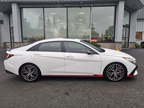 Used 2023 Hyundai Elantra N w/ Preferred Accessory Package FWD image 8