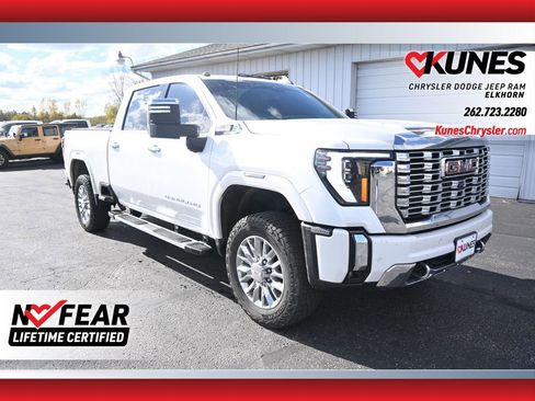 Used 2024 GMC Sierra 3500 Denali w/ Denali Reserve Package image 1