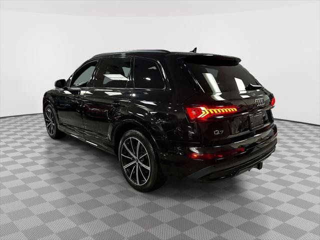 Used 2023 Audi Q7 3.0T Prestige w/ Prestige Package AWD/4WD image 3