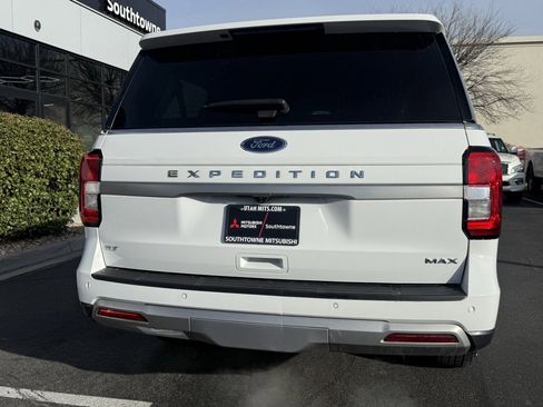 Used 2024 Ford Expedition Max XLT image 35
