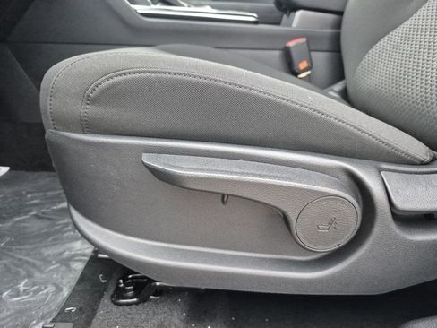 New 2026 Kia Sportage LX image 11