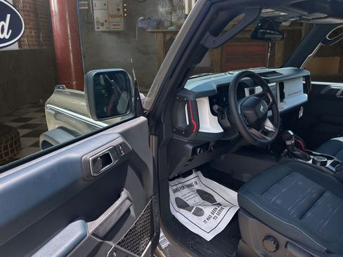 New 2026 Ford Bronco Heritage Edition AWD/4WD image 14