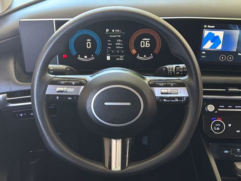 Used 2025 Hyundai Tucson SEL FWD image 4