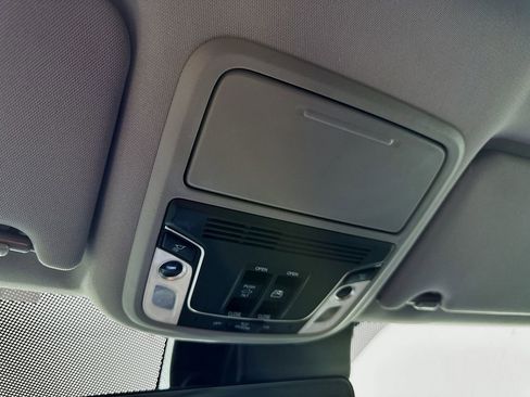 Used 2023 Honda Ridgeline RTL-E image 32