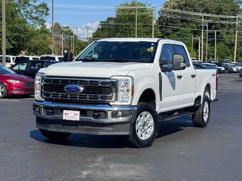 Used 2024 Ford F250 XLT w/ Snow Plow Prep Package AWD/4WD image 2