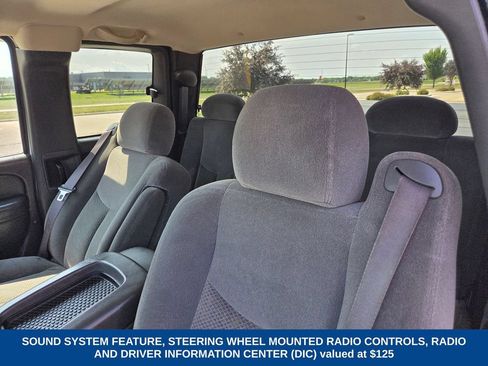 Used 2005 Chevrolet Silverado 1500 LS w/ Safe And Sound Package RWD image 12
